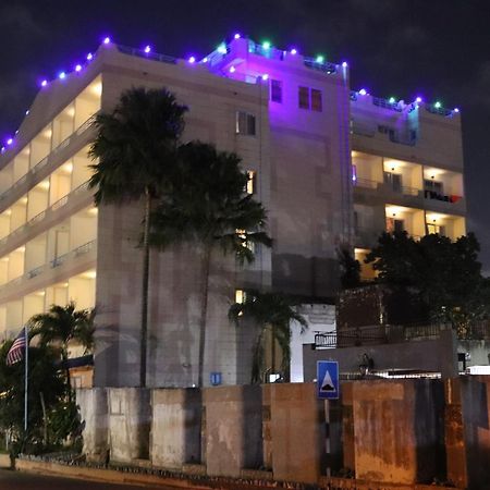 Maple Leaf Korean Hotel Achimota Exterior foto